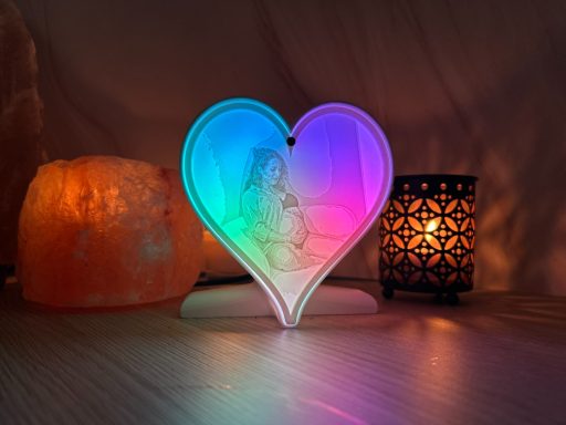 Luminez Hartjeslamp Wit met Voorbeeld Zwangerschap Regenboog Instelling